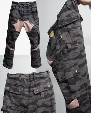Open image in slideshow, Ghetto Friends Cargo Pants
